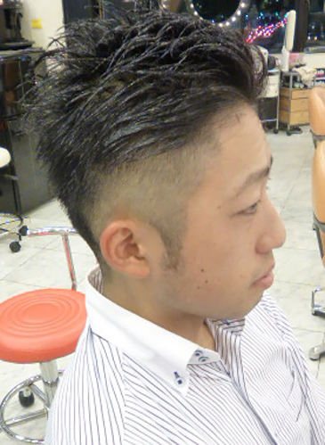【表参道男性髪型】ビジネスマン２ブロックヘアスタイル3サイド